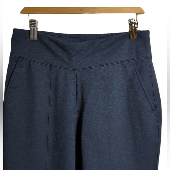 Kit and Ace On Repeat Pintuck Trouser Pant - Picture 2 of 7